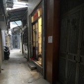 Bán nhà Đội Cấn. Nhà vị trí trung tâm giá quá hơp lý. 28m2 2.85 tỷ